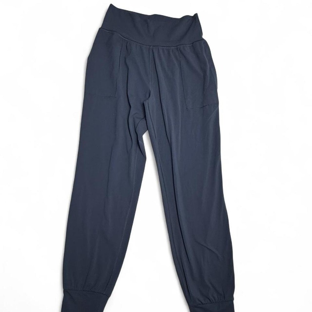 Athleta Salutation Jogger Gray High Rise Pocket Joggers Medium